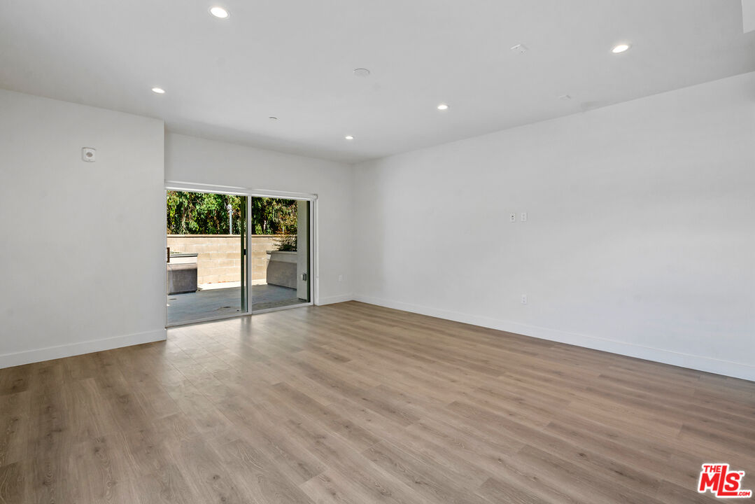 2336 Westwood Blvd Unit: 206