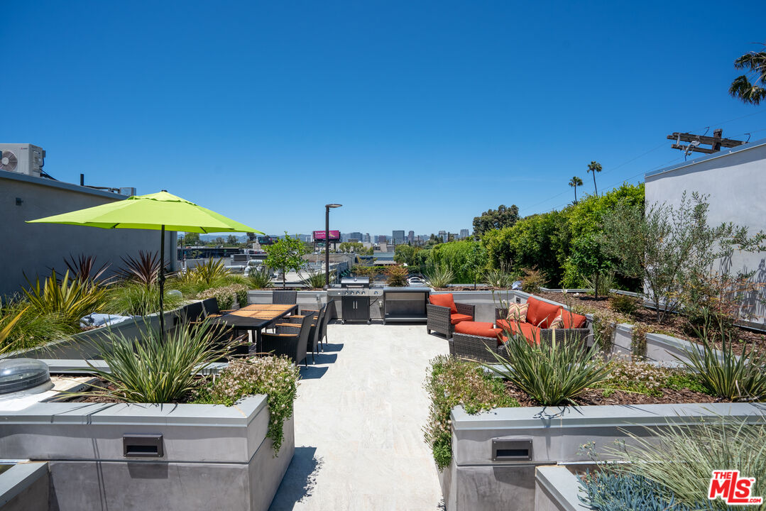2336 Westwood Blvd Unit: 206