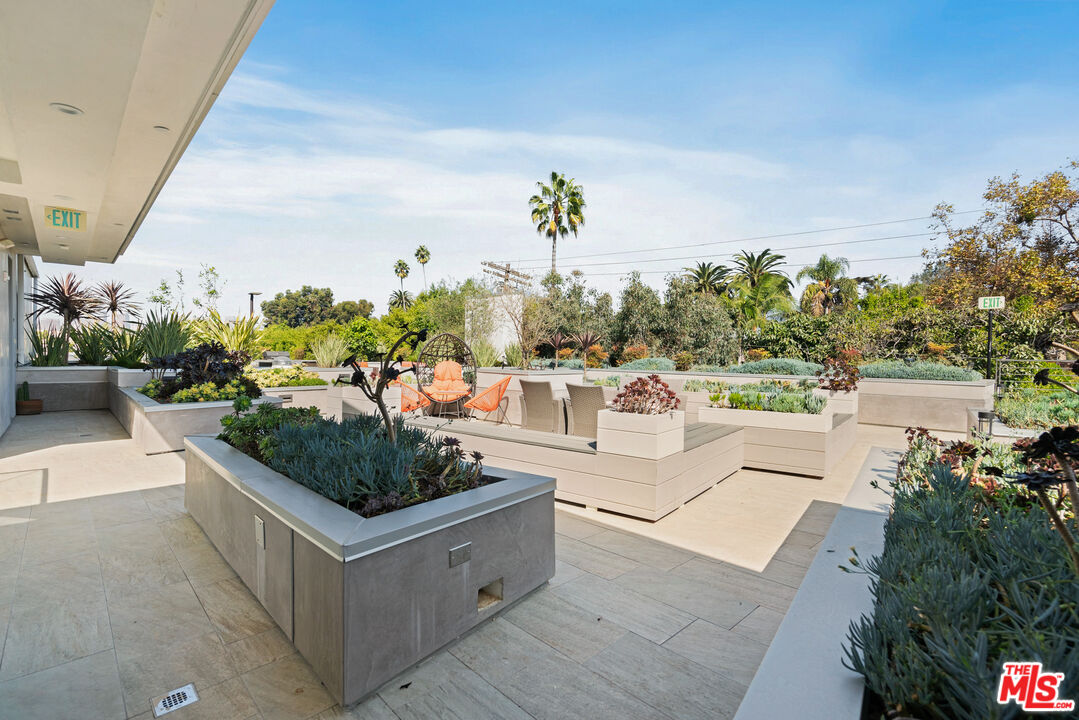 2336 Westwood Blvd Unit: 206