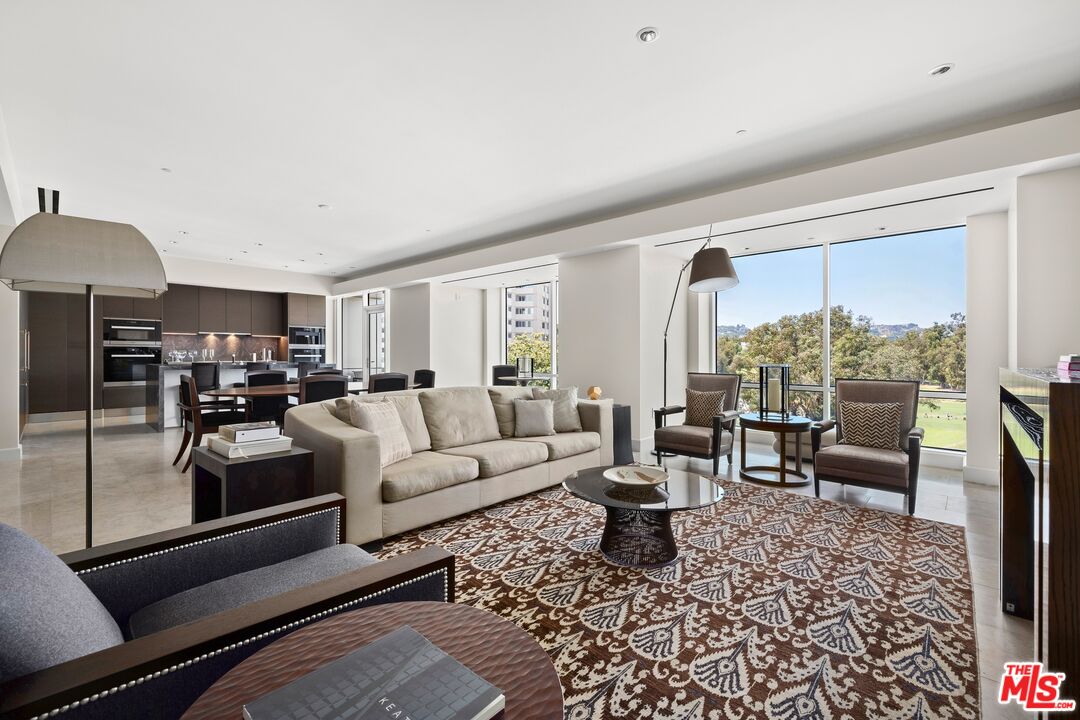 1200 Club View Dr Unit: 6N