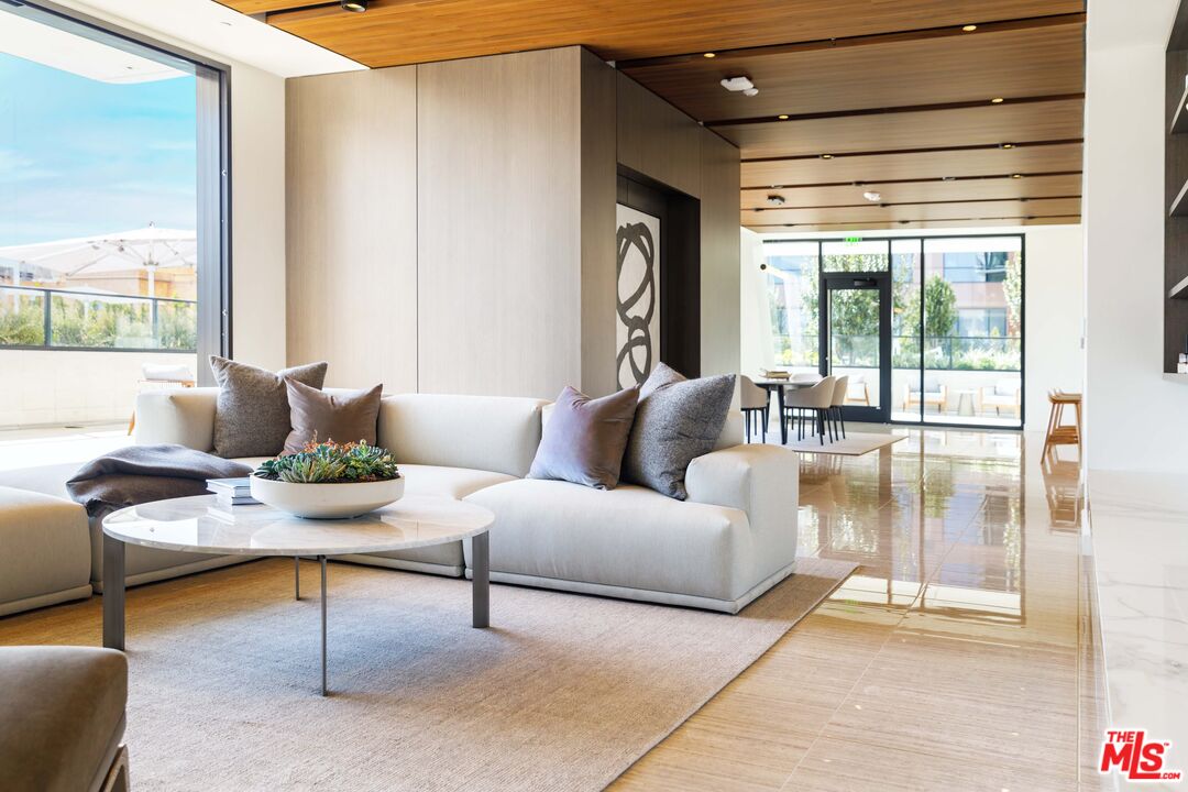 11750 SW Wilshire Blvd Unit: 2111