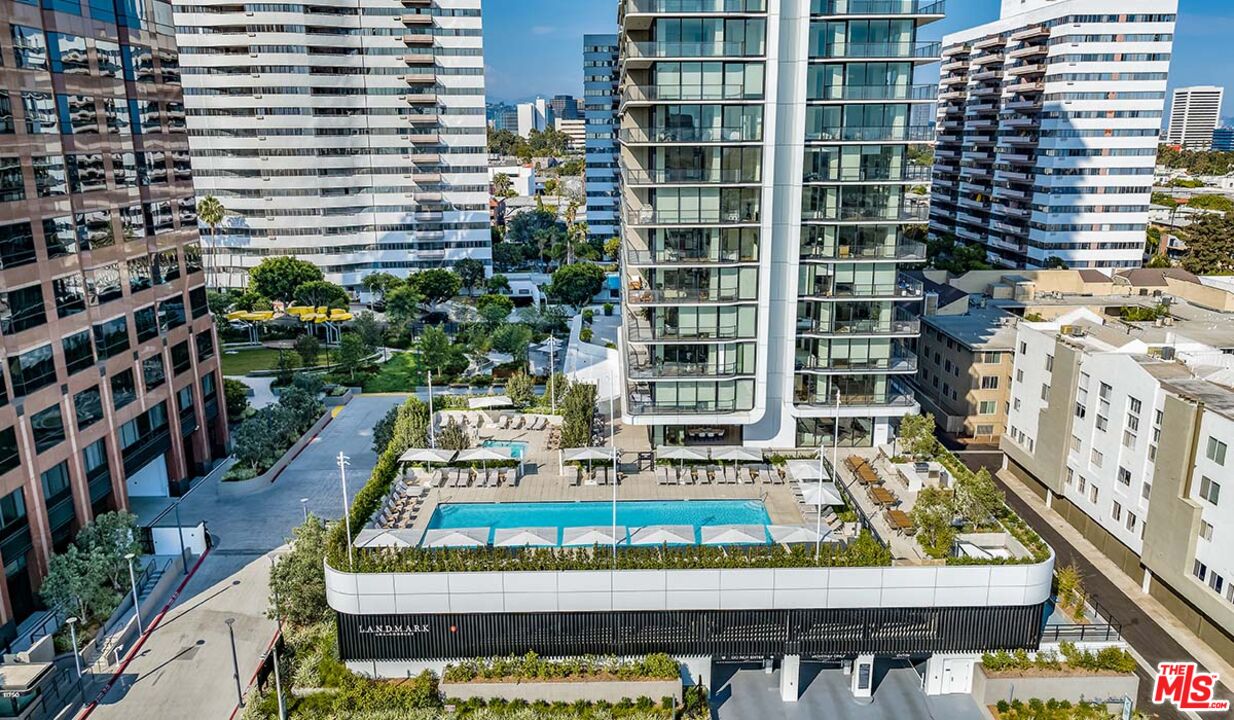 11750 SW Wilshire Blvd Unit: 2111