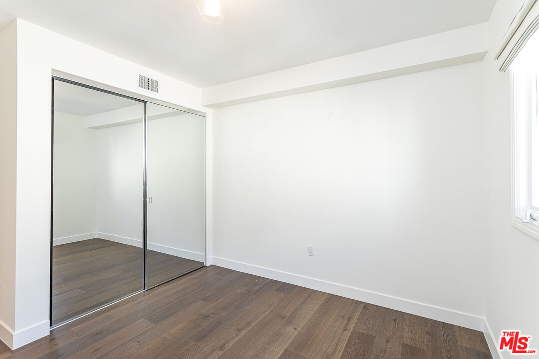 612 Lincoln Blvd Unit: 2