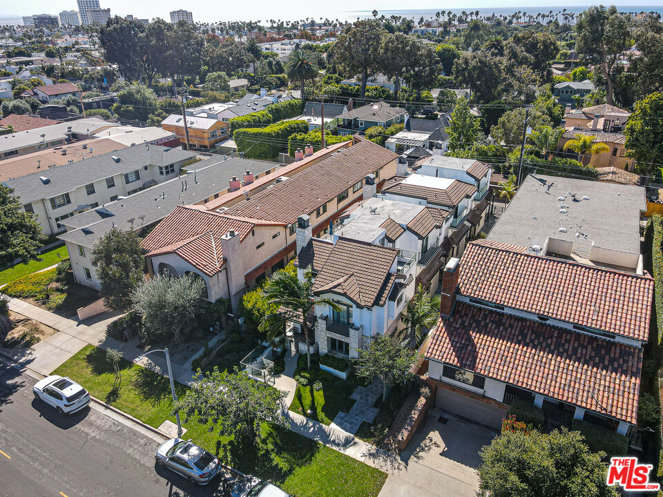 612 Lincoln Blvd Unit: 2