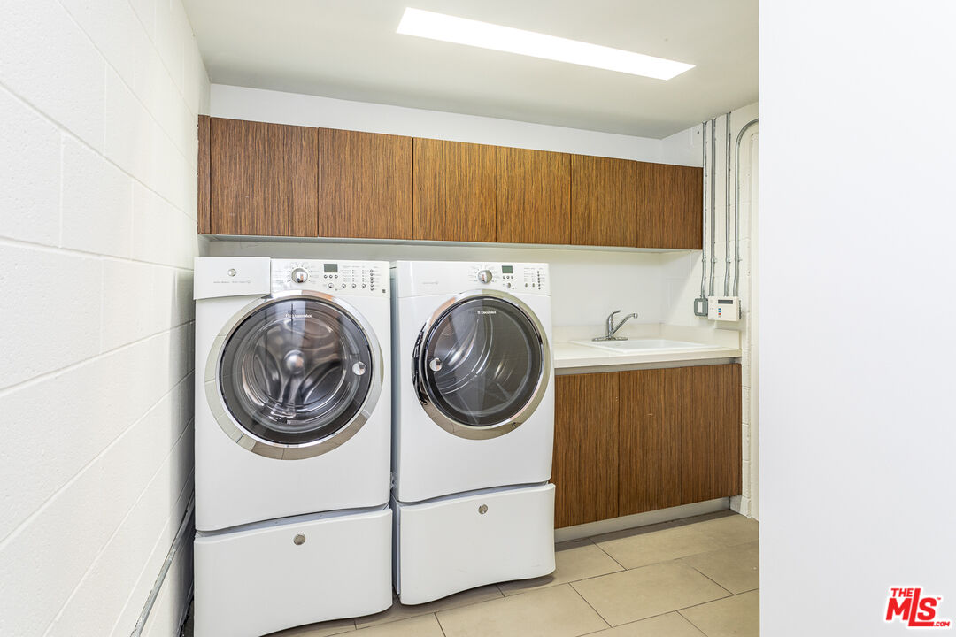 612 Lincoln Blvd Unit: 2