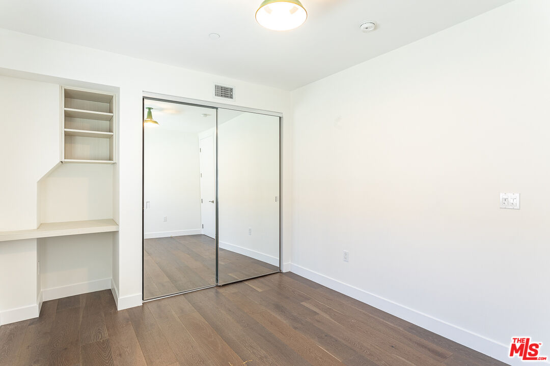 612 Lincoln Blvd Unit: 2