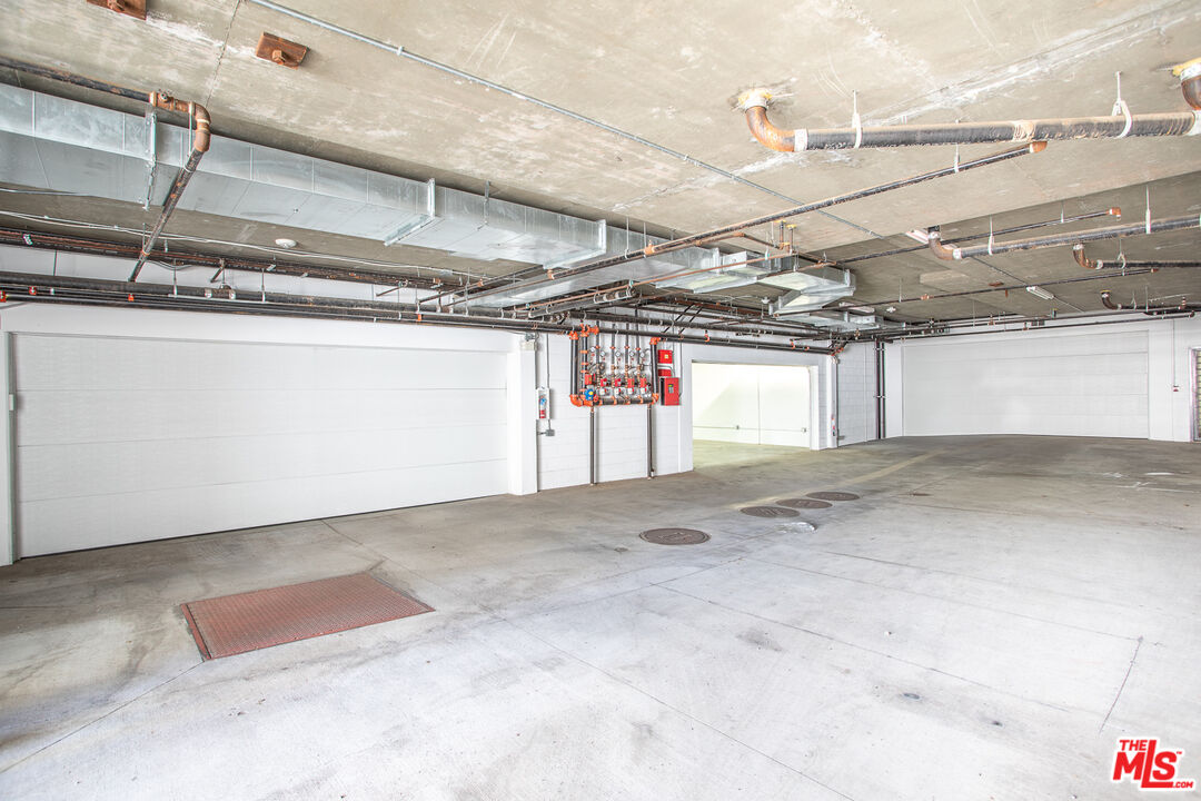 612 Lincoln Blvd Unit: 2