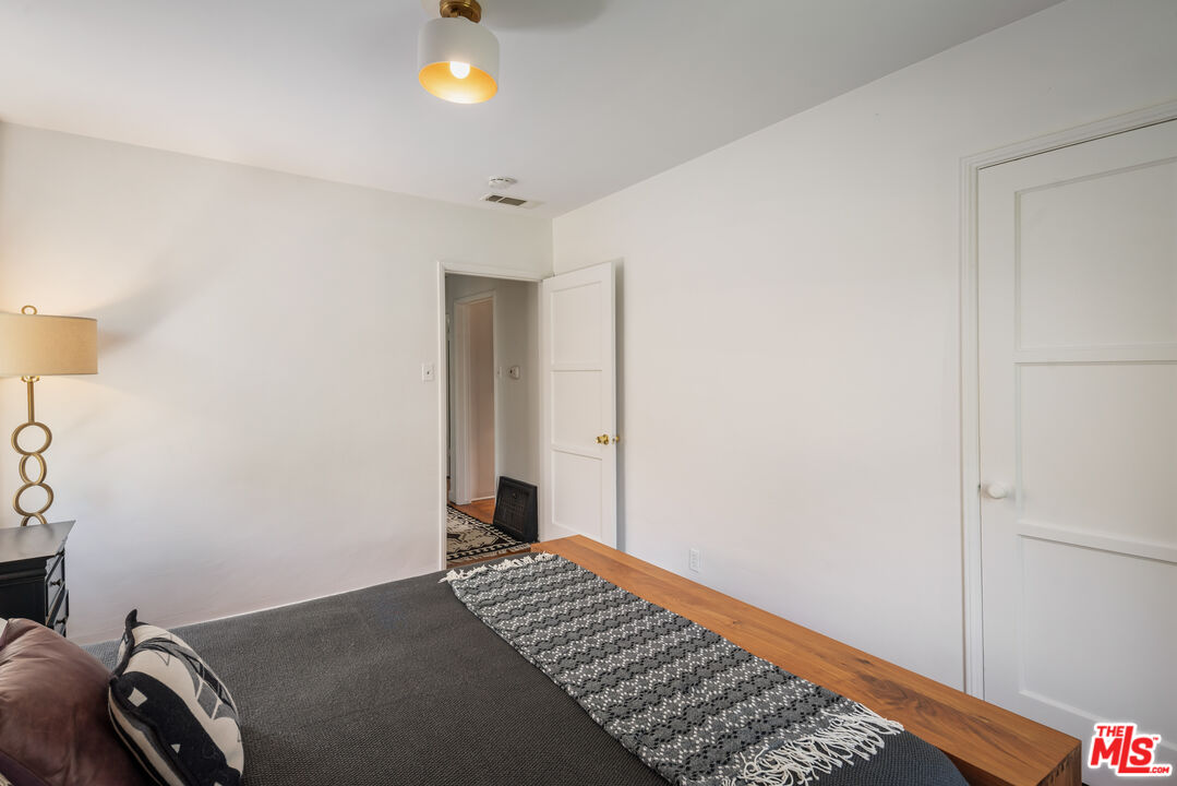 535 N Buena Vista St