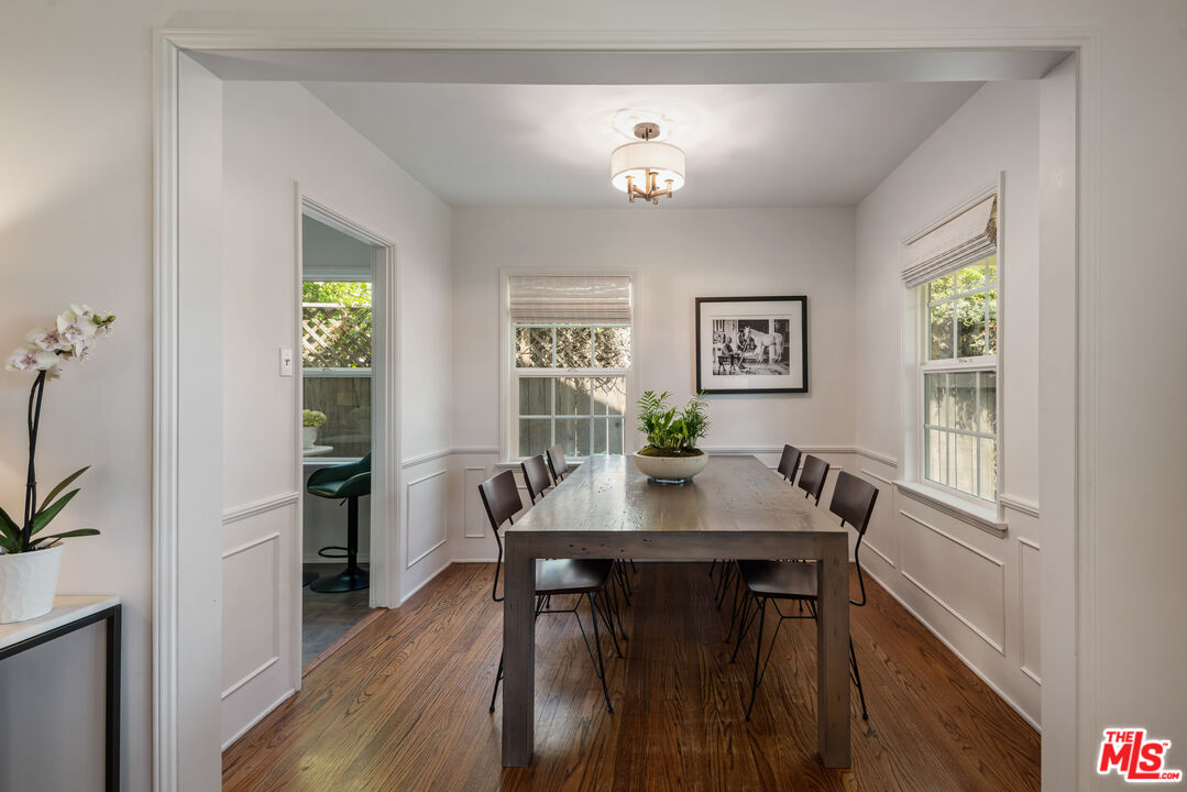 535 N Buena Vista St