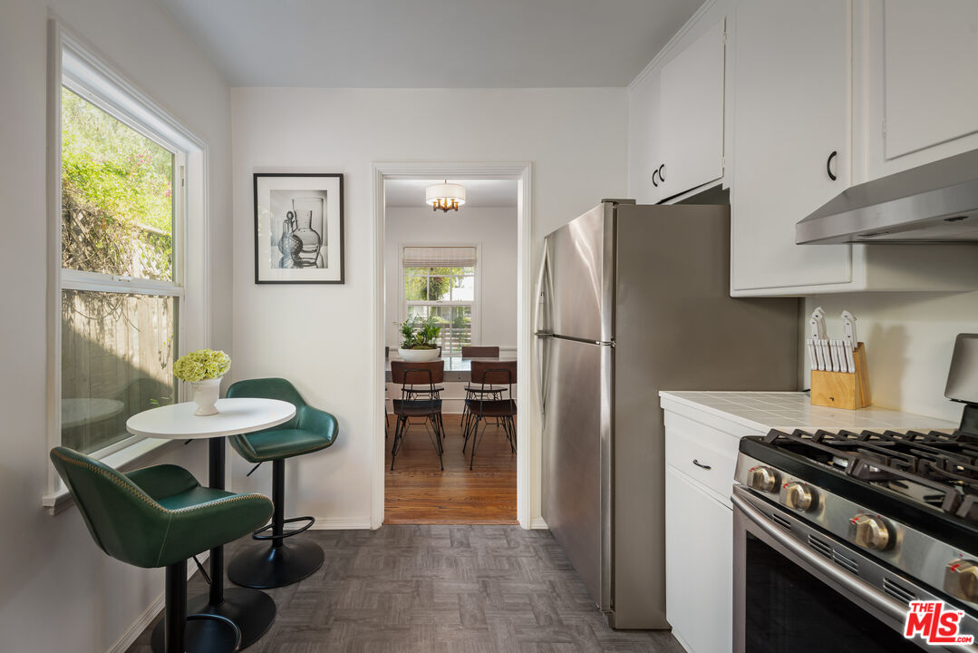 535 N Buena Vista St