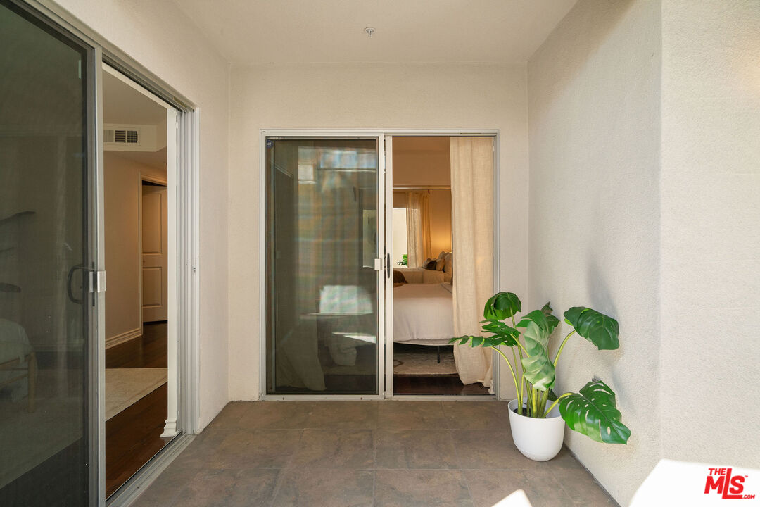 7100 Alvern St Unit: 215