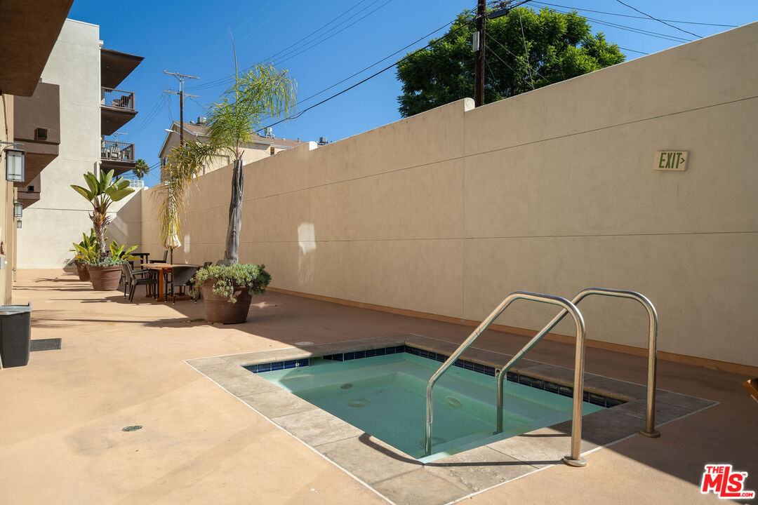 7100 Alvern St Unit: 215