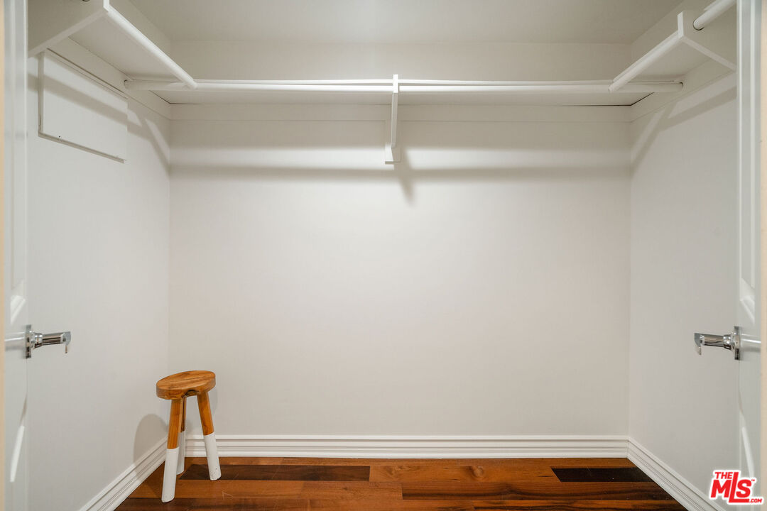 7100 Alvern St Unit: 215