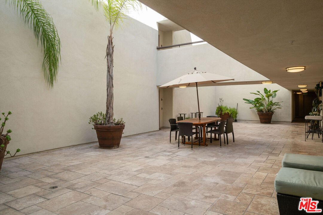 7100 Alvern St Unit: 215