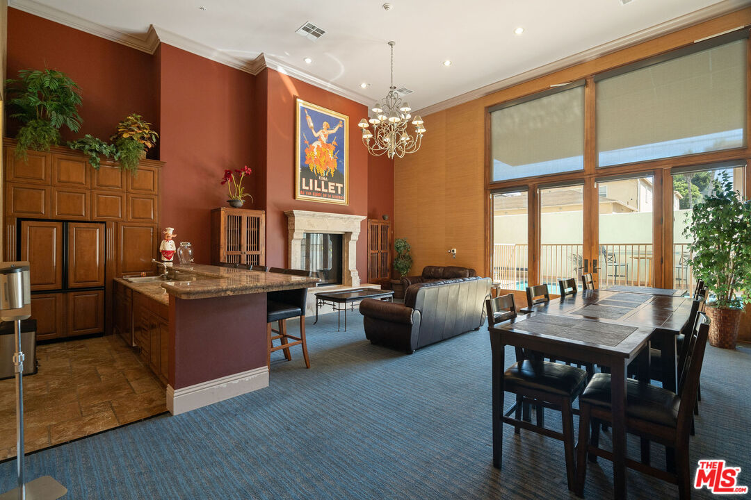 7100 Alvern St Unit: 215