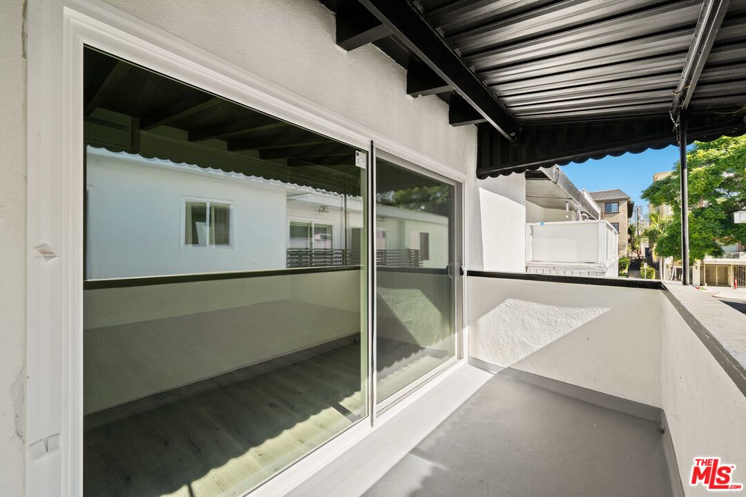 1951 Selby Ave Unit: 5