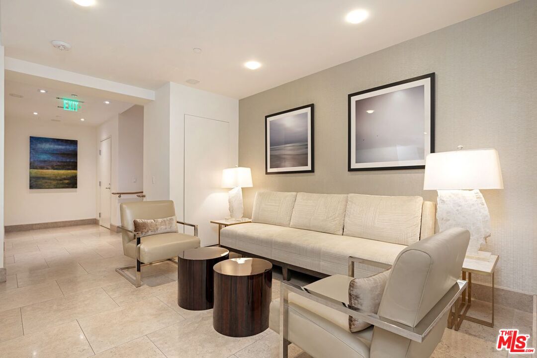 1440 Veteran Ave Unit: 526