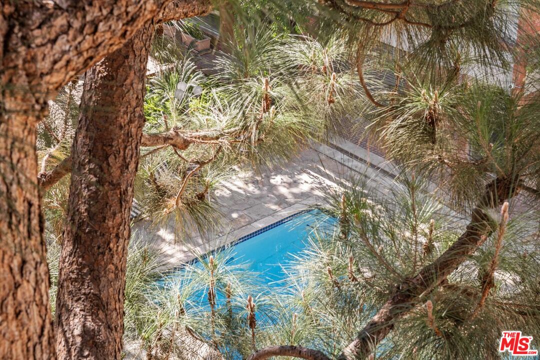 1440 Veteran Ave Unit: 526