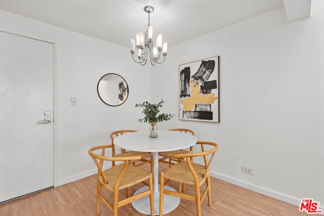 1440 Veteran Ave Unit: 526