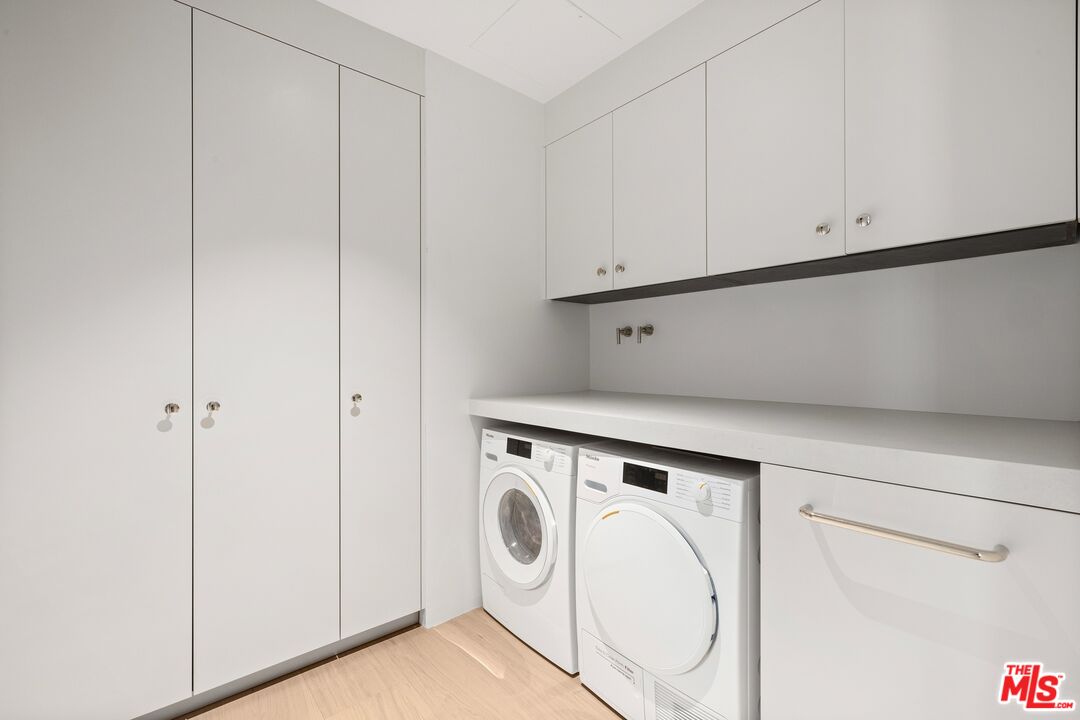 9255 Doheny Rd Unit: 2605