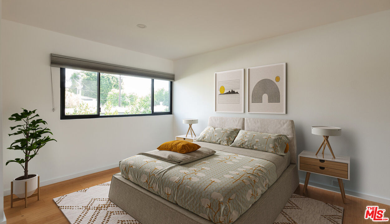9007 Rangely Ave Unit: 3