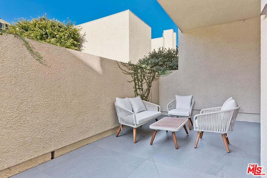 2322 Century Hl Unit: 88