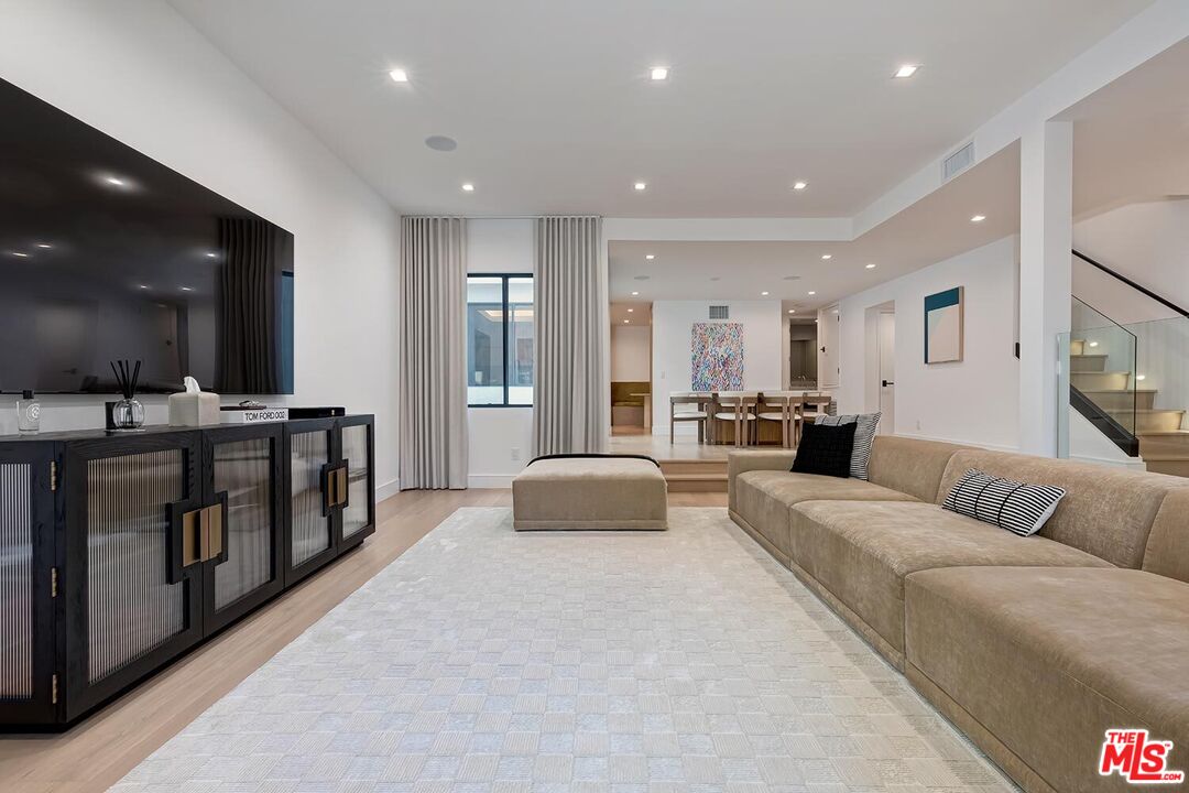 2322 Century Hl Unit: 88