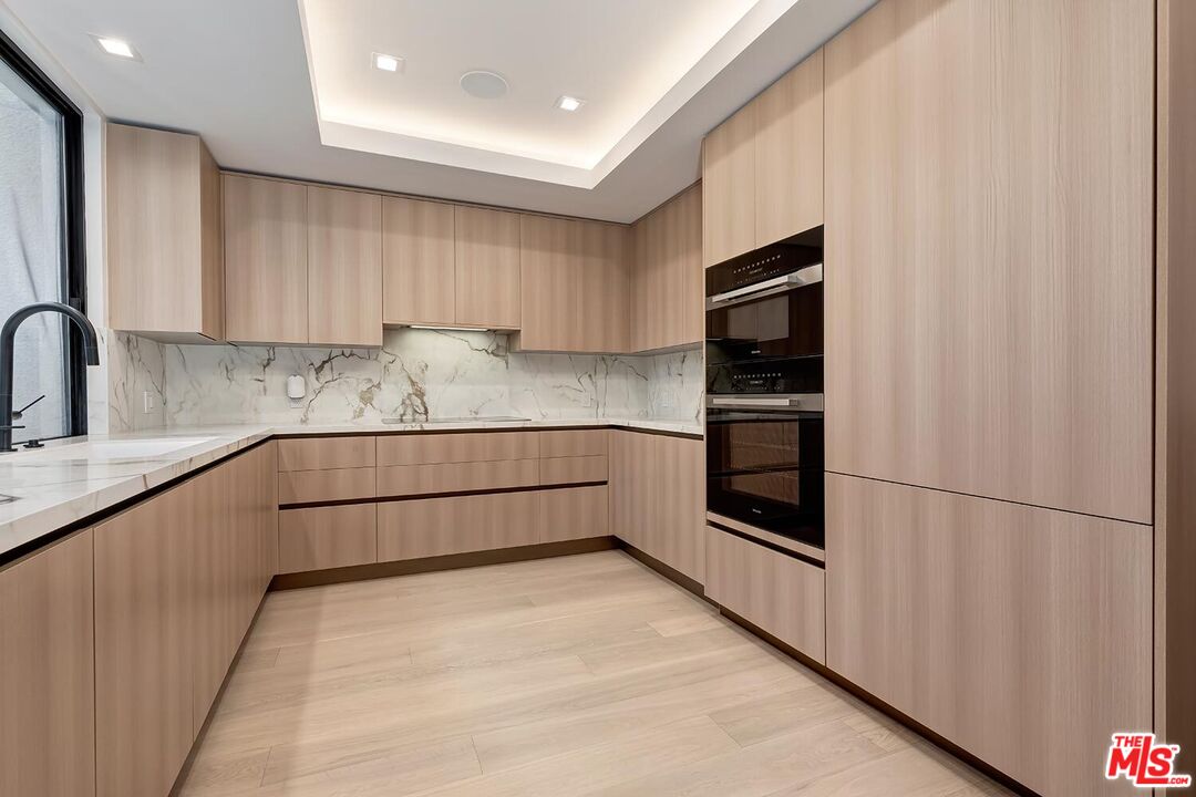 2322 Century Hl Unit: 88