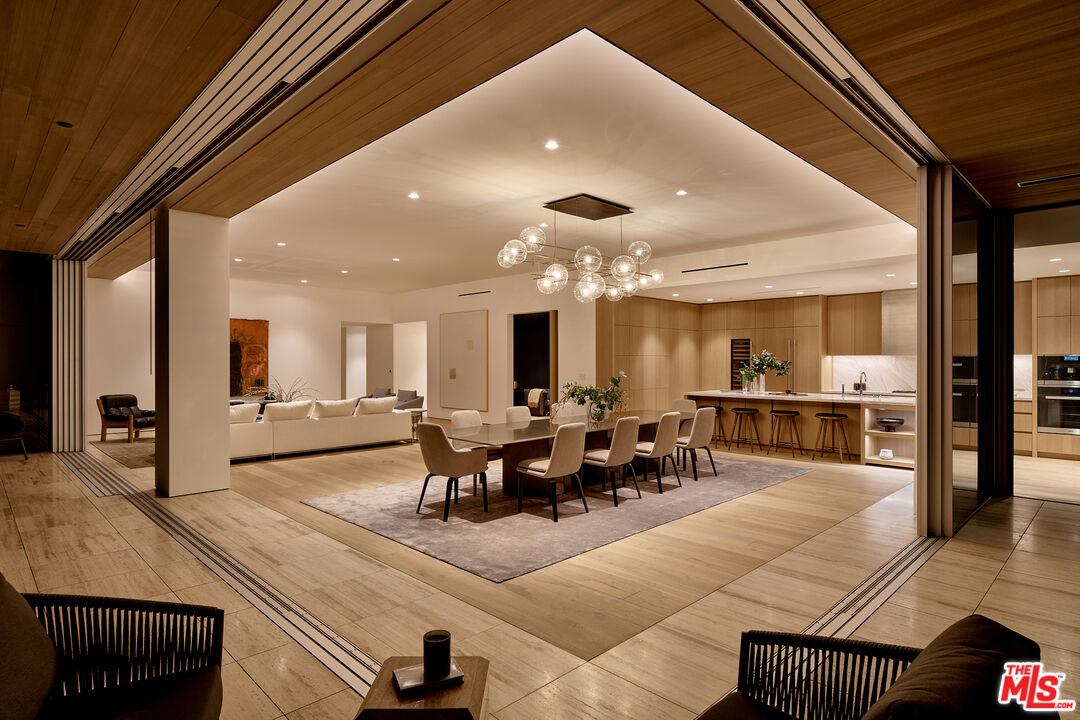 8899 Beverly Blvd Unit: 9A