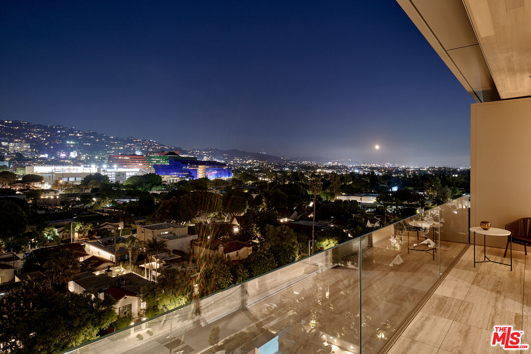 8899 Beverly Blvd Unit: 9A