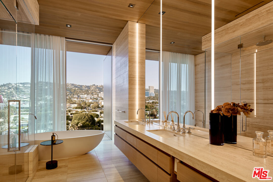 8899 Beverly Blvd Unit: 9A