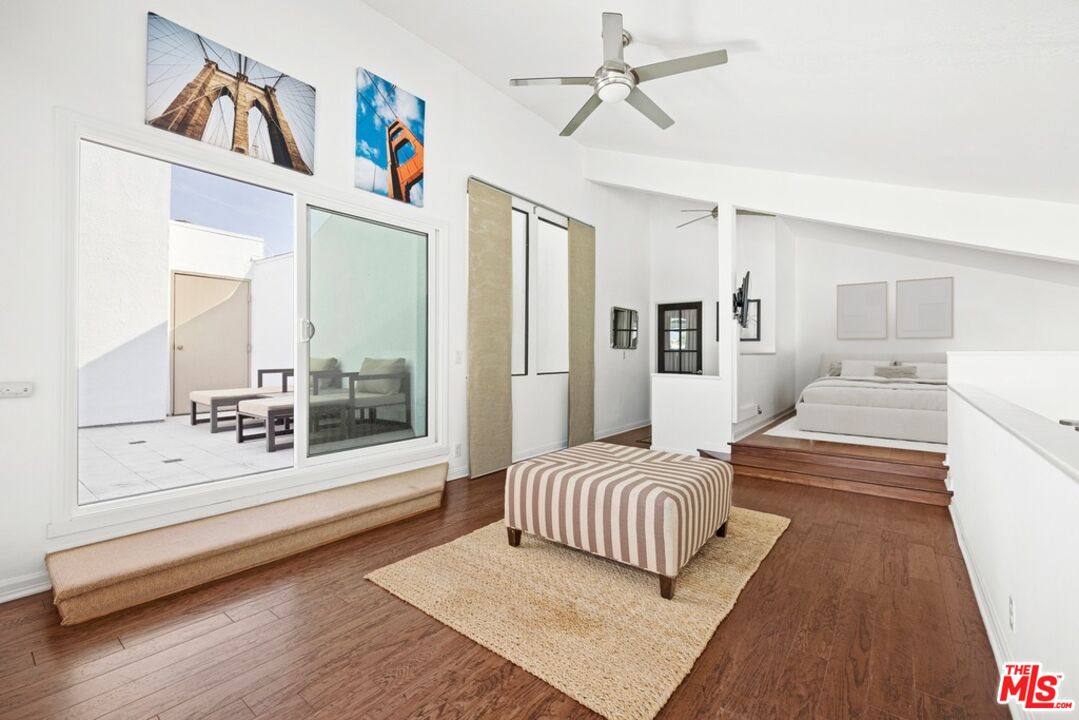 18 Union Jack St Unit: 301