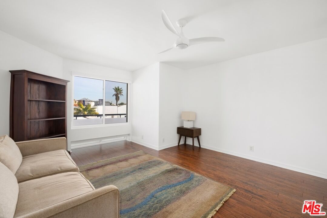 18 Union Jack St Unit: 301