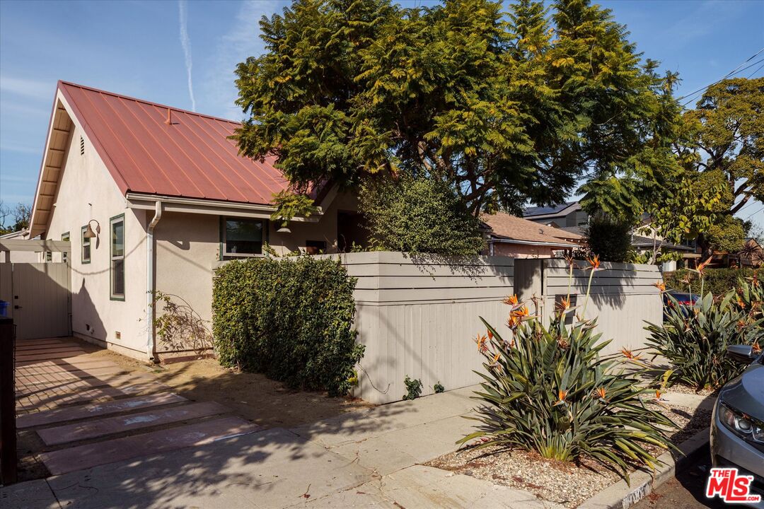 1059 Marco Pl