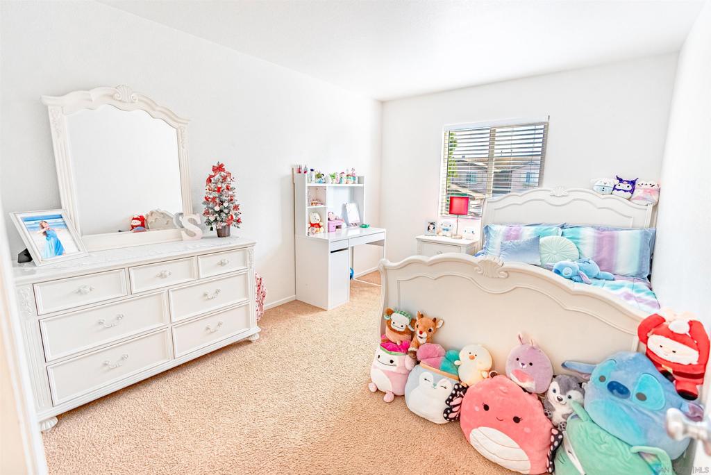 1139 Sparrow Lake Rd