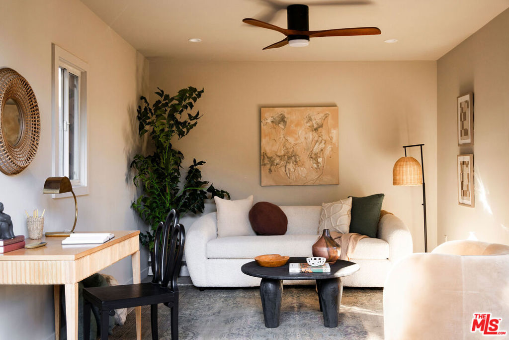 125 E Claremont Street