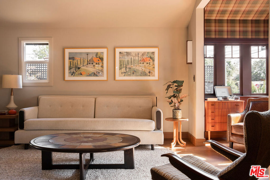 125 E Claremont Street