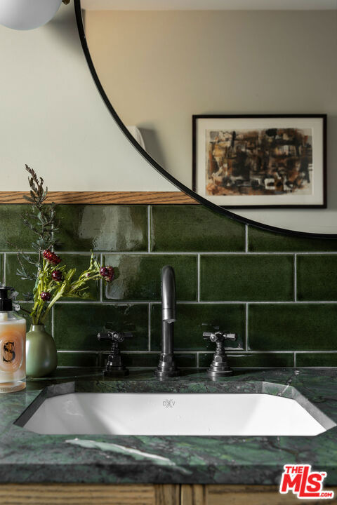 125 E Claremont Street