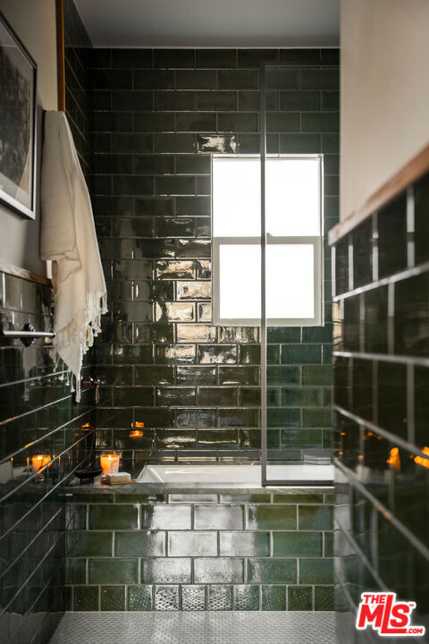 125 E Claremont Street