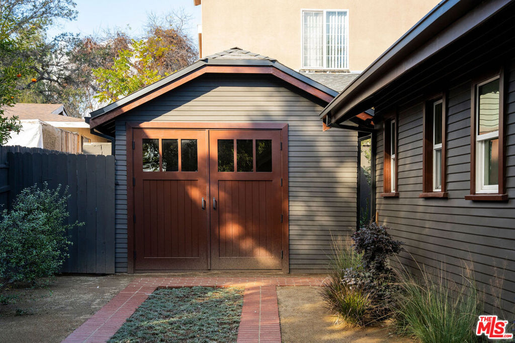 125 E Claremont Street