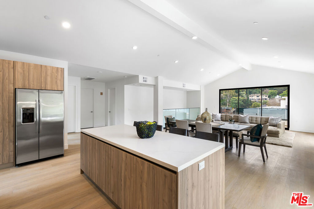 3659 1/2 Regal Place