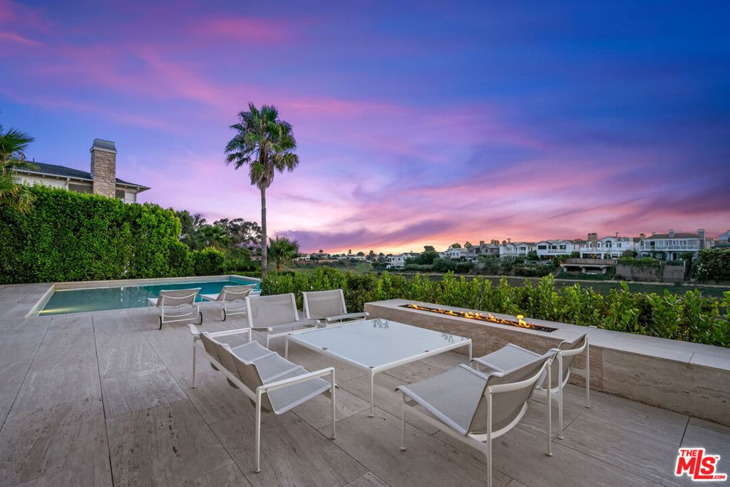 623 Alma Real Drive