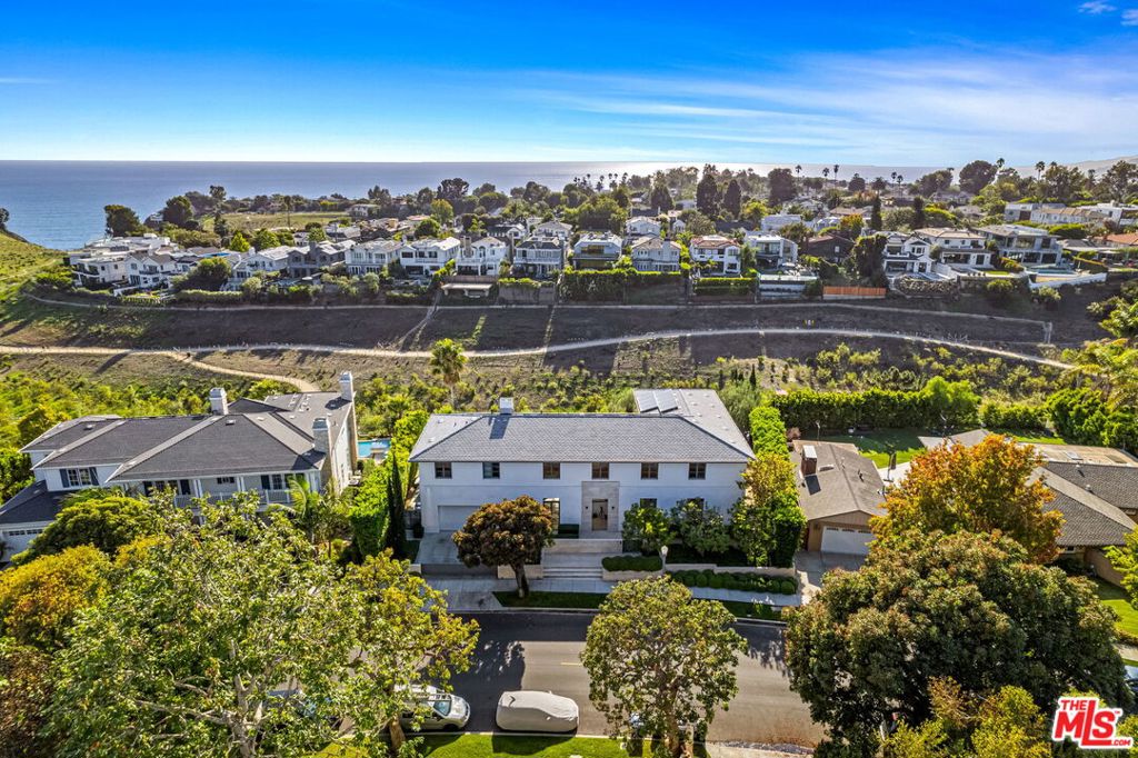 623 Alma Real Drive