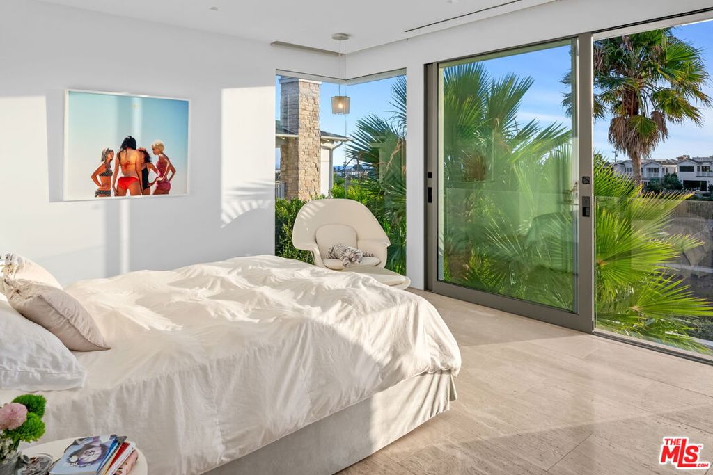 623 Alma Real Drive