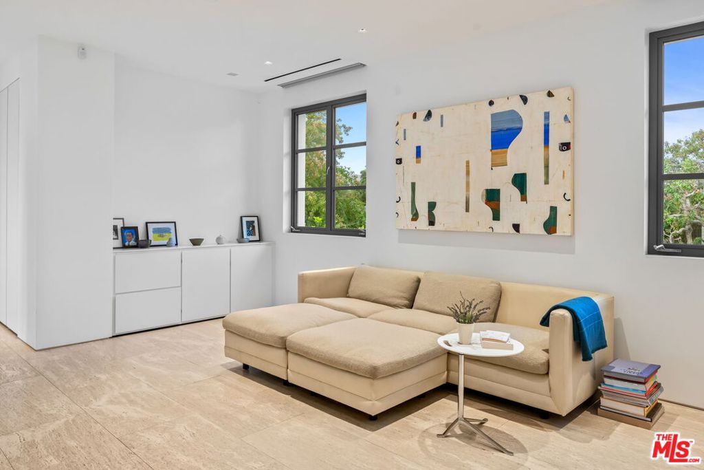 623 Alma Real Drive