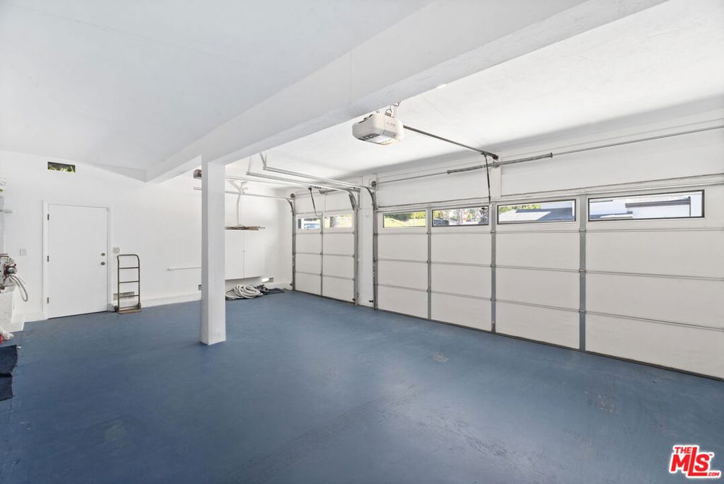 2937 Deep Canyon Drive