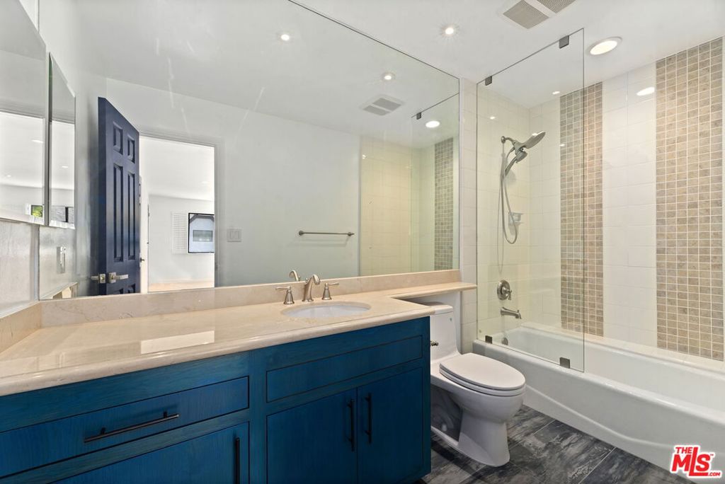 2937 Deep Canyon Drive