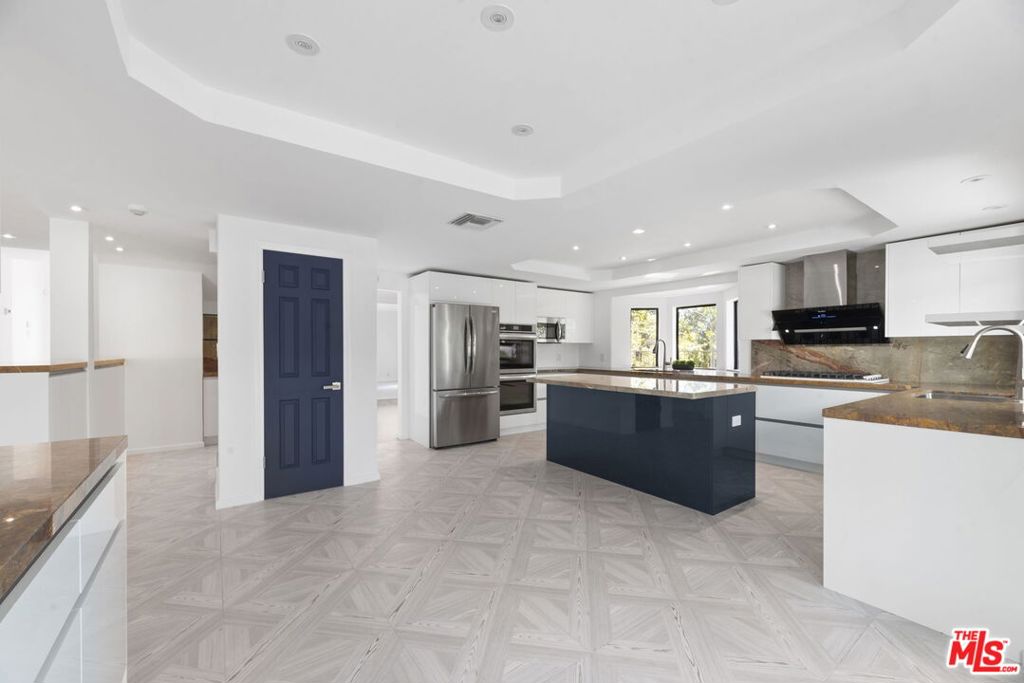 2937 Deep Canyon Drive