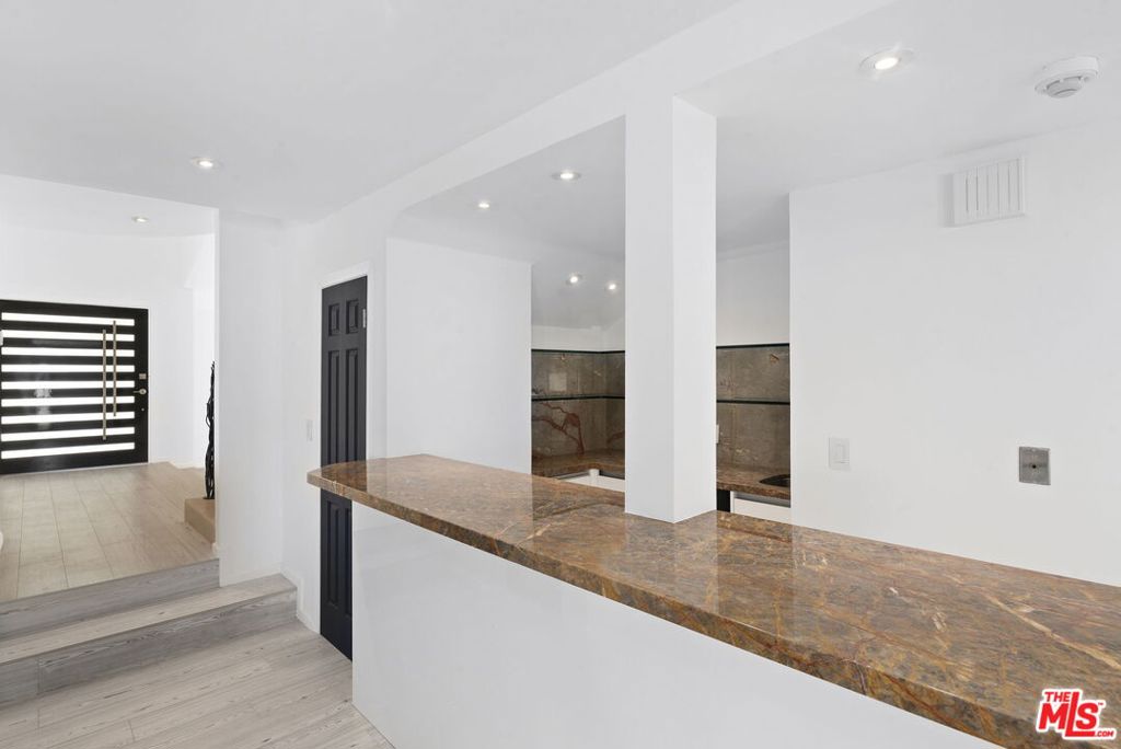 2937 Deep Canyon Drive