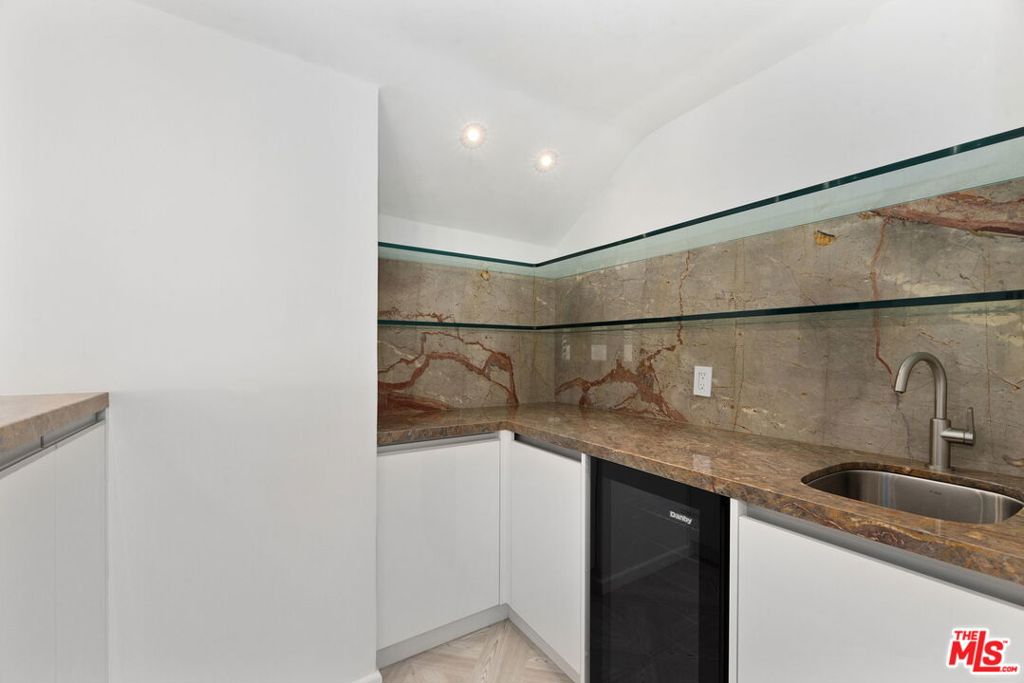 2937 Deep Canyon Drive